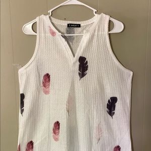 Tank top with feathers